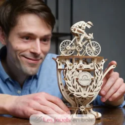 Automate Cycliste - Puzzle 3D mécanique en bois - Ugears