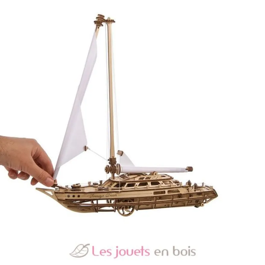 Bateau à voile Le Rêve de Sérénité - Puzzle 3D mécanique en bois - Ugears