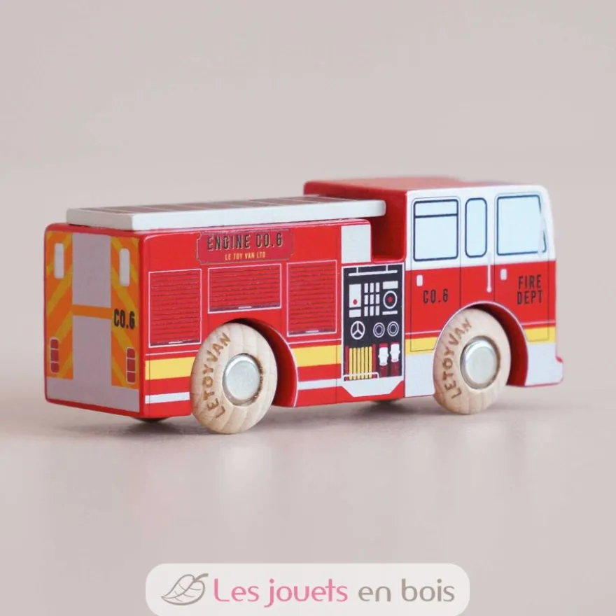 Camion de pompiers en bois Quinn No 44 rouge - Le Toy Van