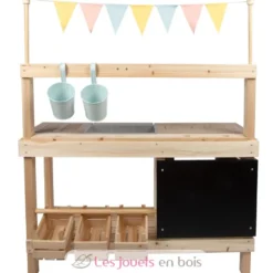 Cuisine de boue et boutique marchande - Small Foot company