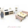 Cuisine de la maison de poupée lapin - Speedy Monkey