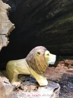 Figurine Lion en bois, beige marron - Wudimals