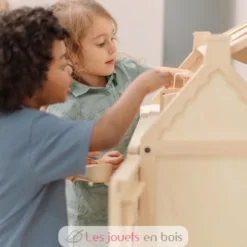 Grande maison de poupées Victorienne en bois sur 4 niveaux - Plan Toys