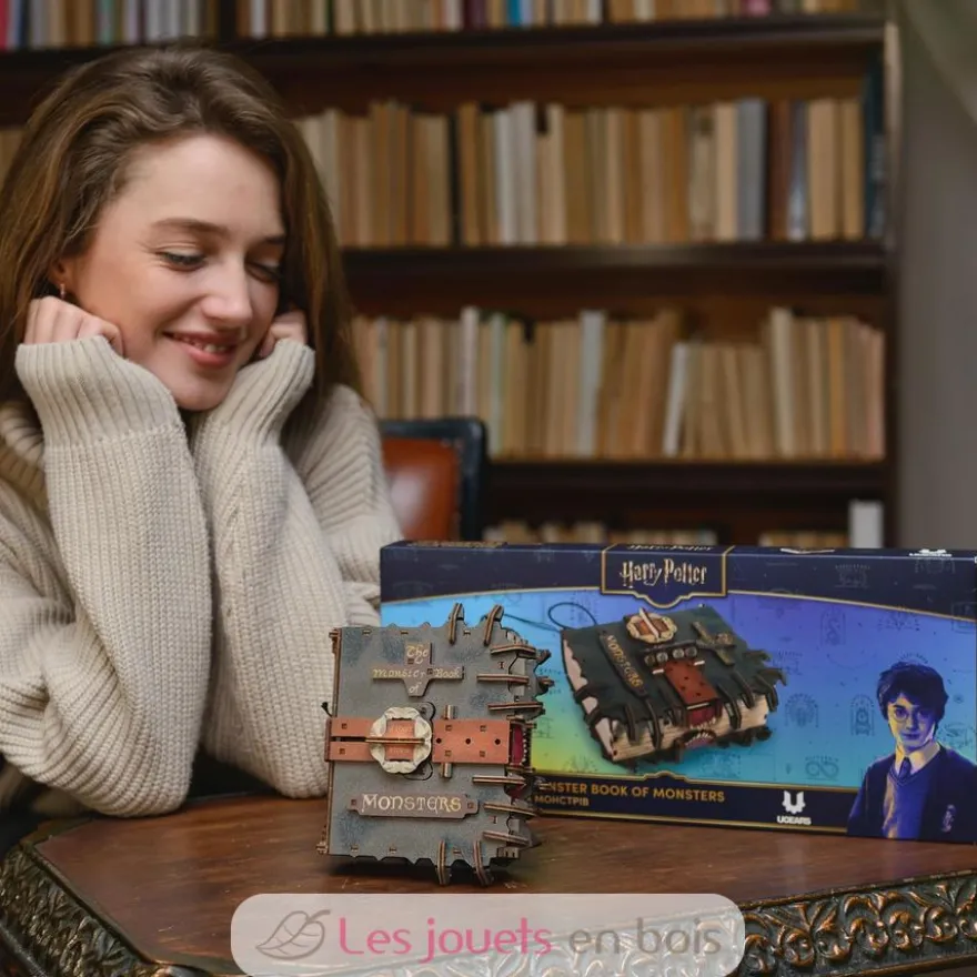 Le Livre des Monstres Harry Potter - Puzzle 3D mécanique en bois - Ugears