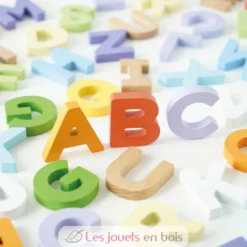 Lettres de l'alphabet en bois multicolore - Le Toy Van