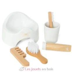 Pot et accessoires en bois pour poupée - By Astrup