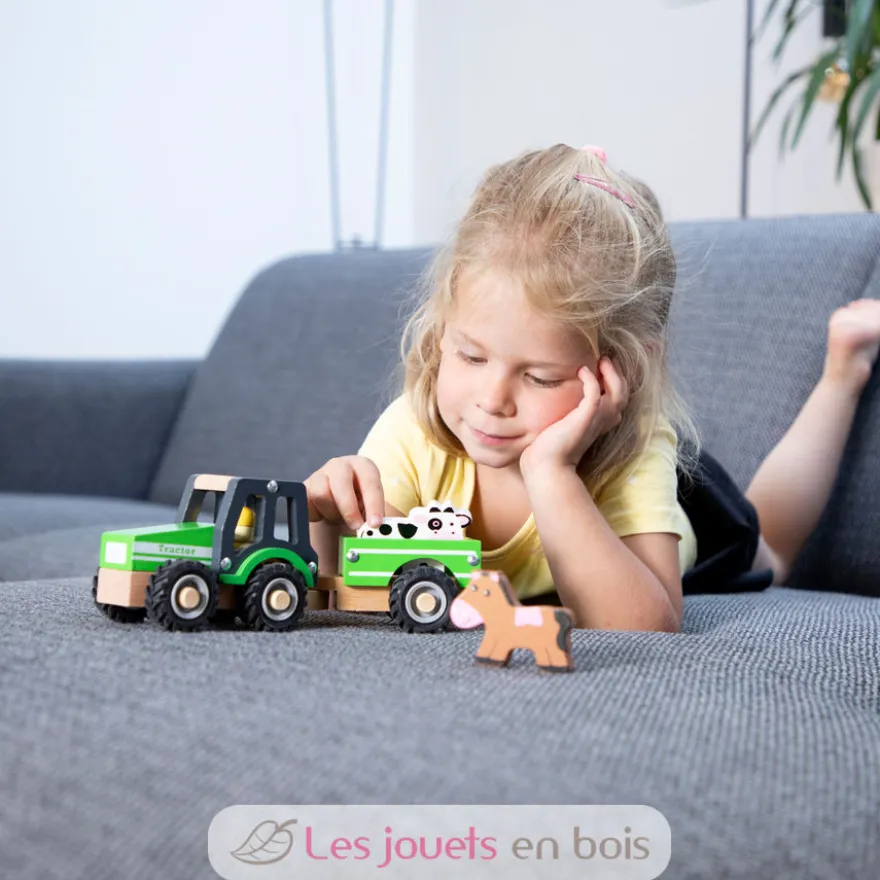 Tracteur avec remorque et animaux - New Classic Toys