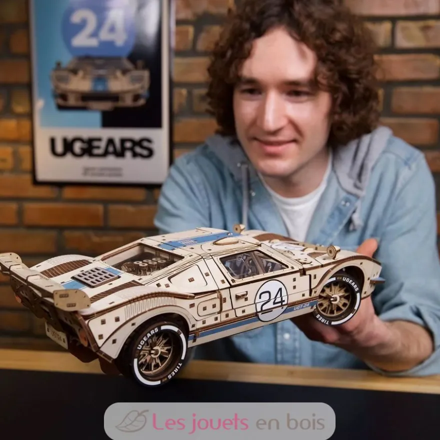 UGT-24 Voiture d'Endurance - Puzzle 3D mécanique en bois - Ugears