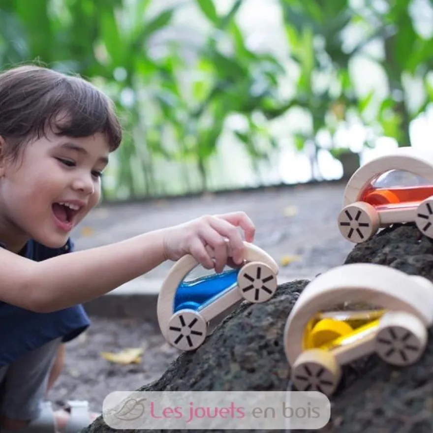 Voiture avec eau colorée bleue - Plan Toys