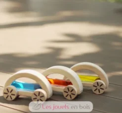 Voiture avec eau colorée rouge - Plan Toys