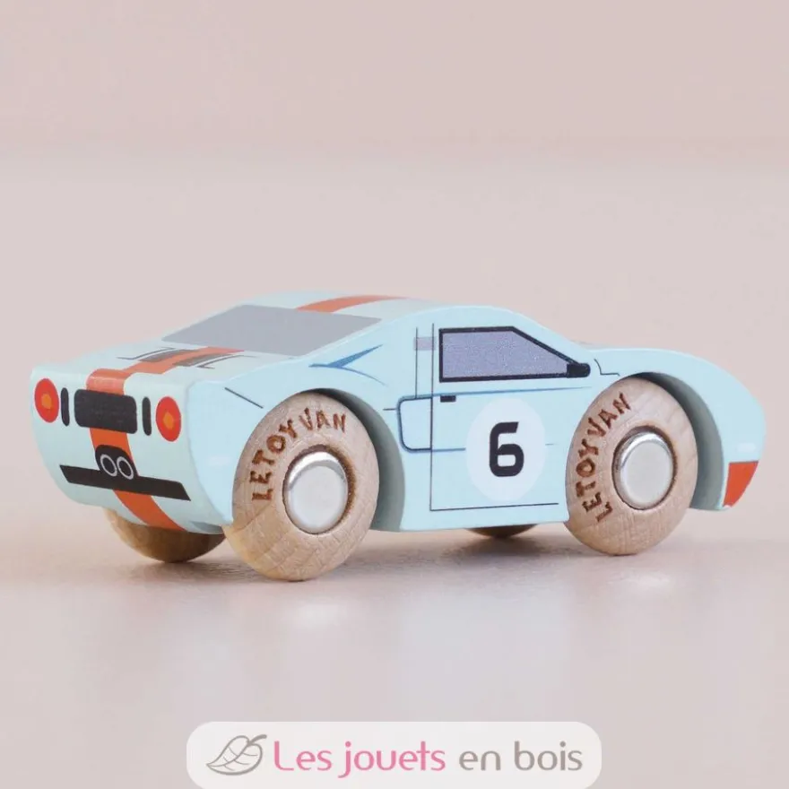 Voiture en bois Fred No 26 bleu clair - Le Toy Van